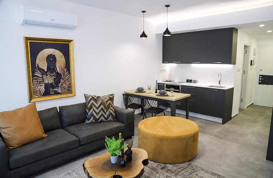 Courtyard Long Beach by Dovec Group